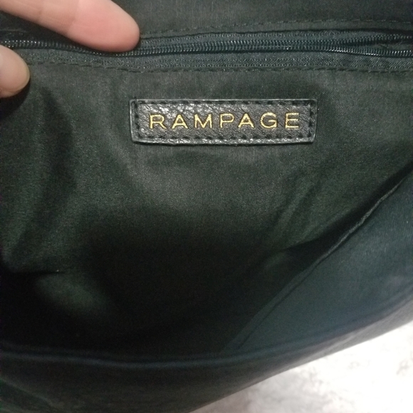 Rampage 🆕️ Crossbody Bags - Picture 3 of 4